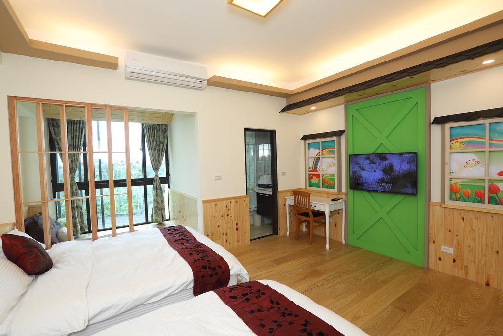 Bridge Bed And Breakfast Хуалянь Экстерьер фото